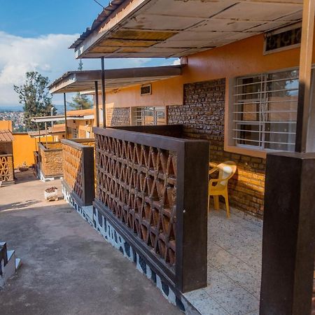 Auberge La Caverne Kigali Zewnętrze zdjęcie