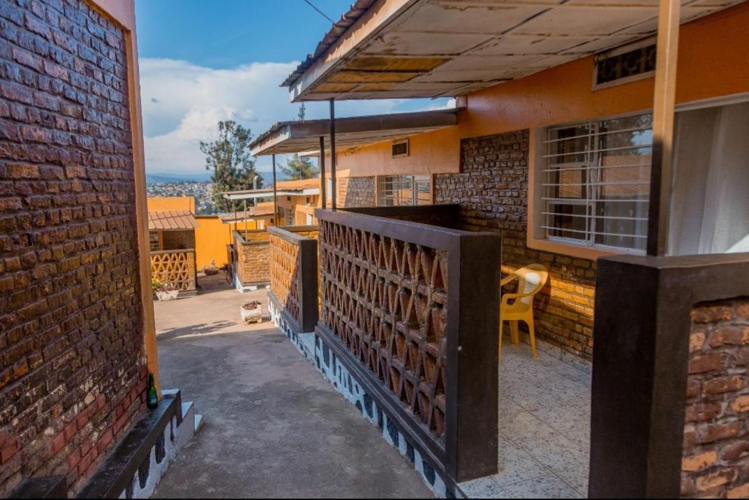 Auberge La Caverne Kigali Zewnętrze zdjęcie